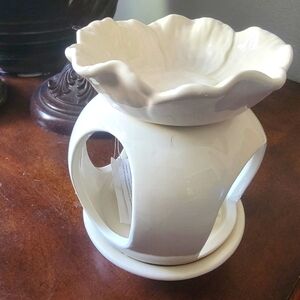 Ivory Wax Fragrance Candle Warmer
